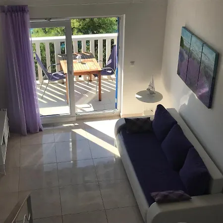 Purple Loft חוואר